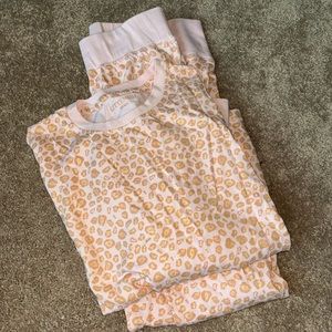 Kittenish pajama set